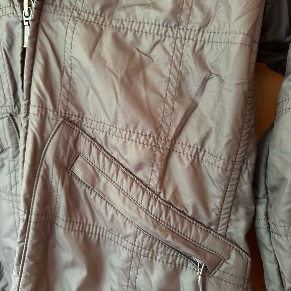 Patagonia Vintage Brown Hooded Jacket - Picture 7 of 8